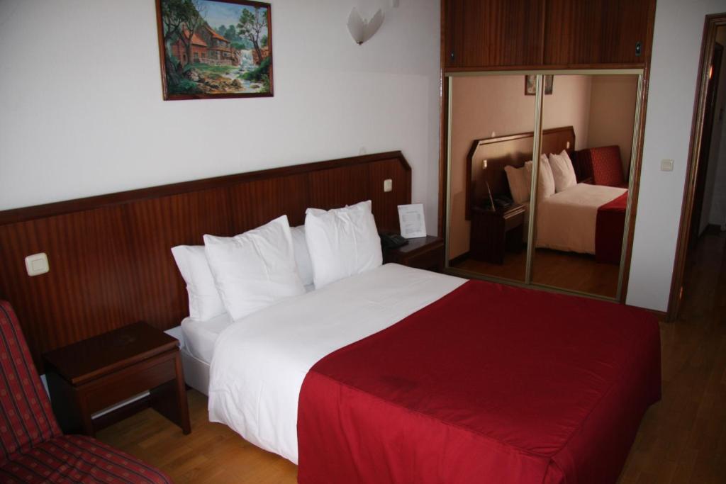 Hotel Turismo Miranda Miranda del Duero Exterior foto
