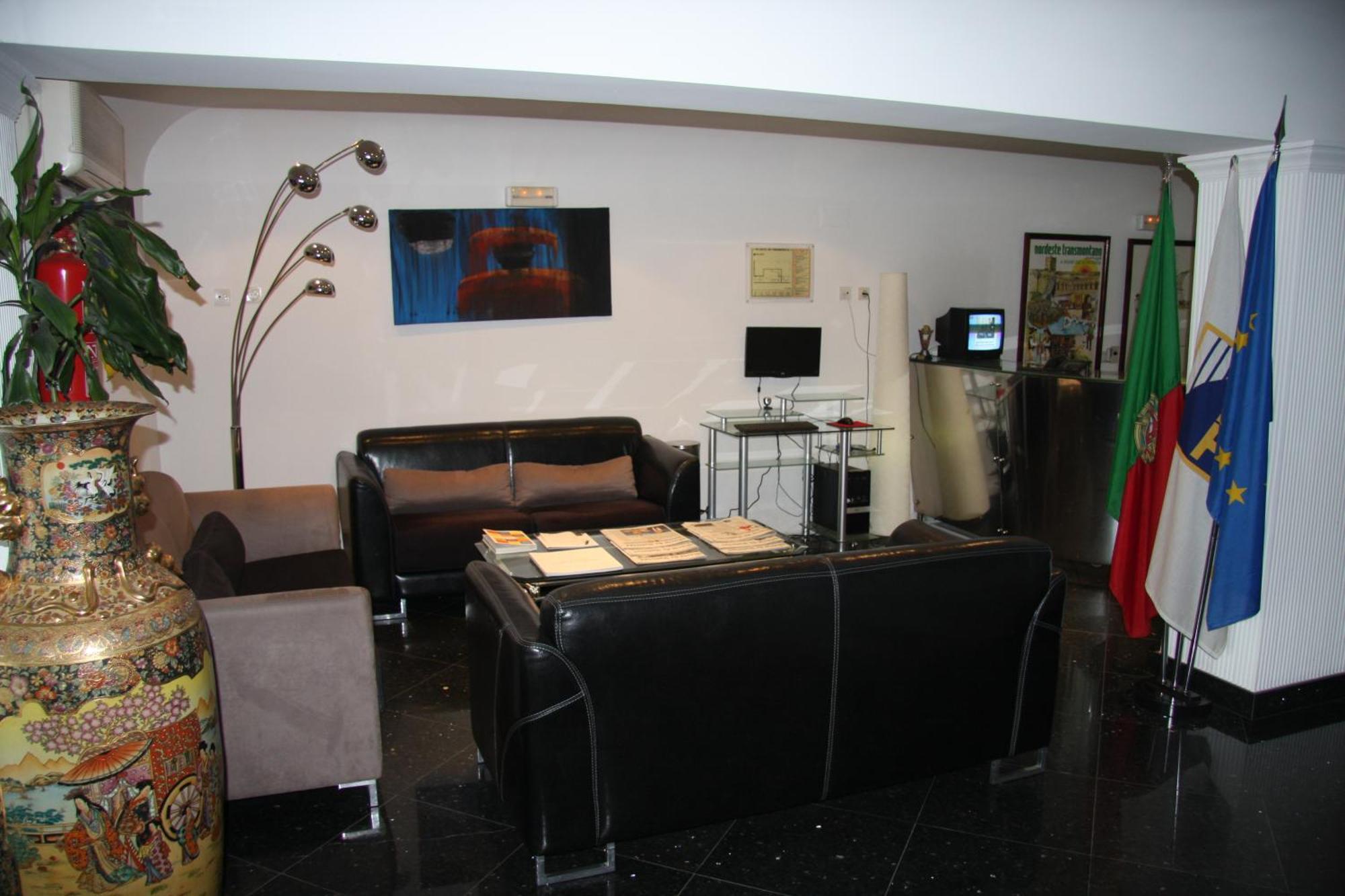 Hotel Turismo Miranda Miranda del Duero Exterior foto